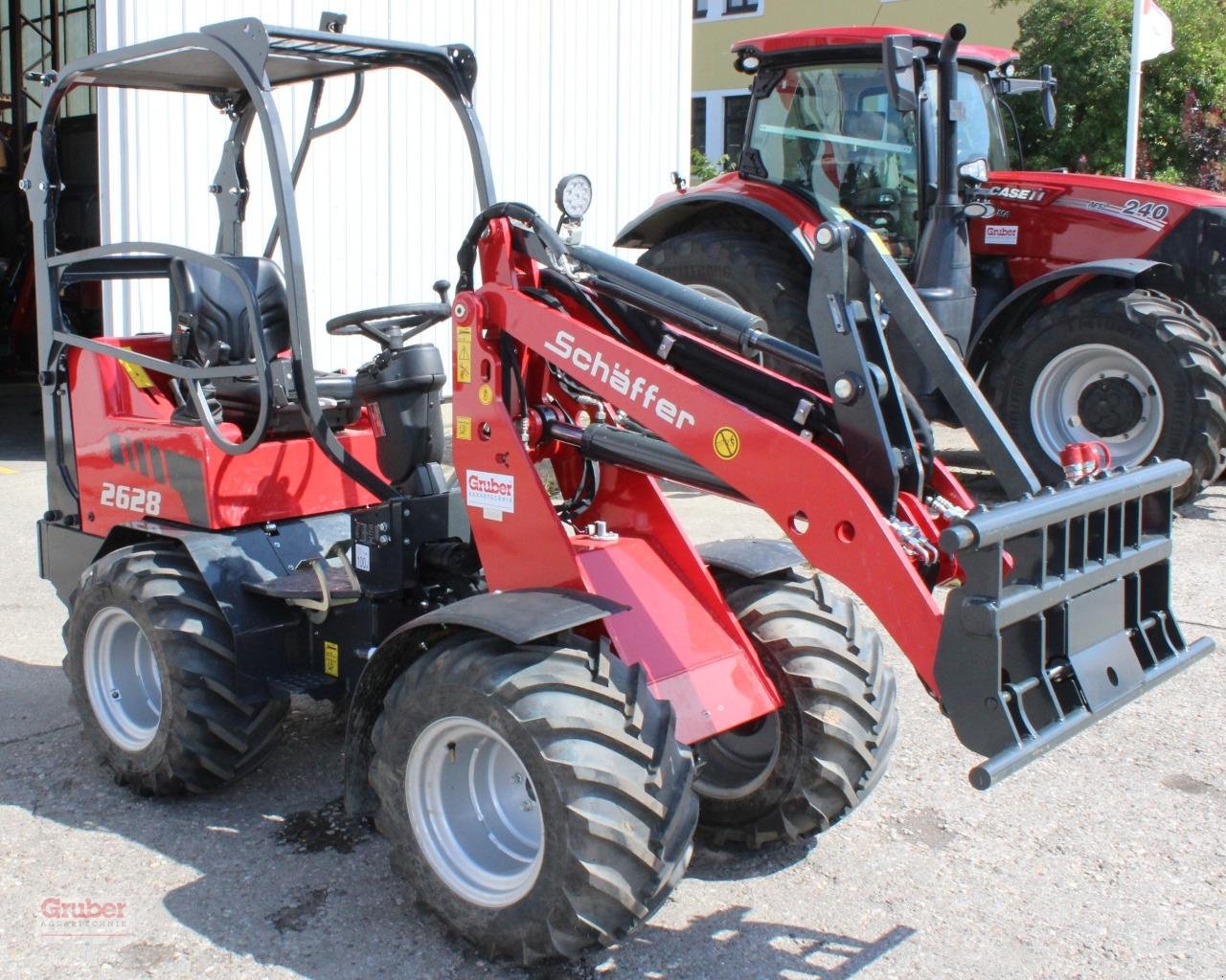 Hoflader tip Schäffer 2628 mit Fahrerschutzdach, Vorführmaschine in Leipzig OT Engelsdorf (Poză 2)