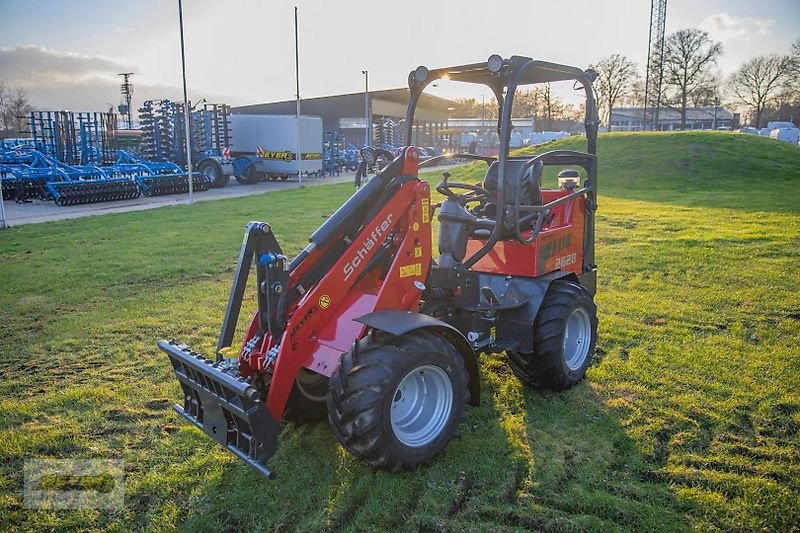Hoflader des Typs Schäffer 2628, Neumaschine in Andervenne (Bild 4)