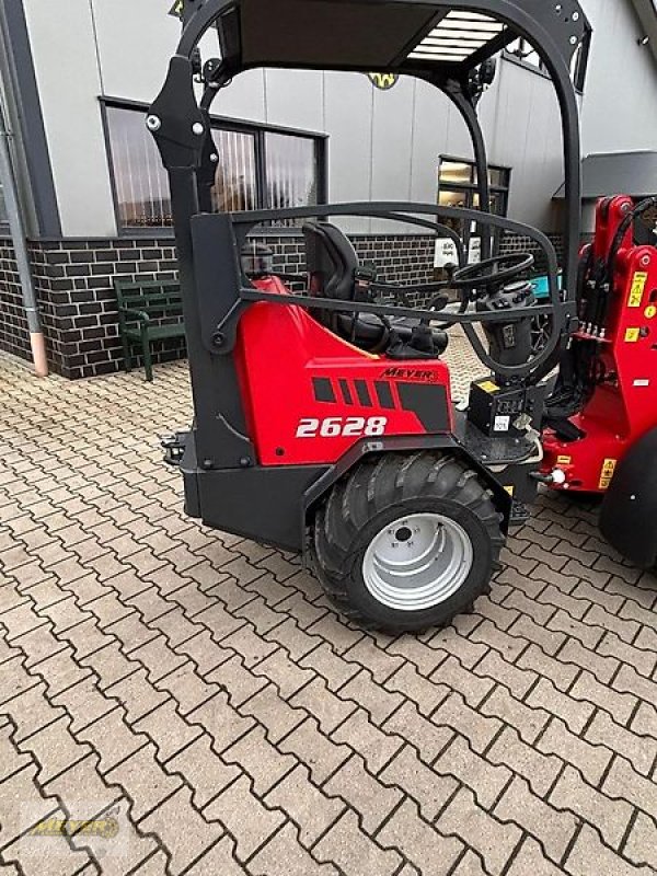 Hoflader des Typs Schäffer 2628, Neumaschine in Andervenne (Bild 18)