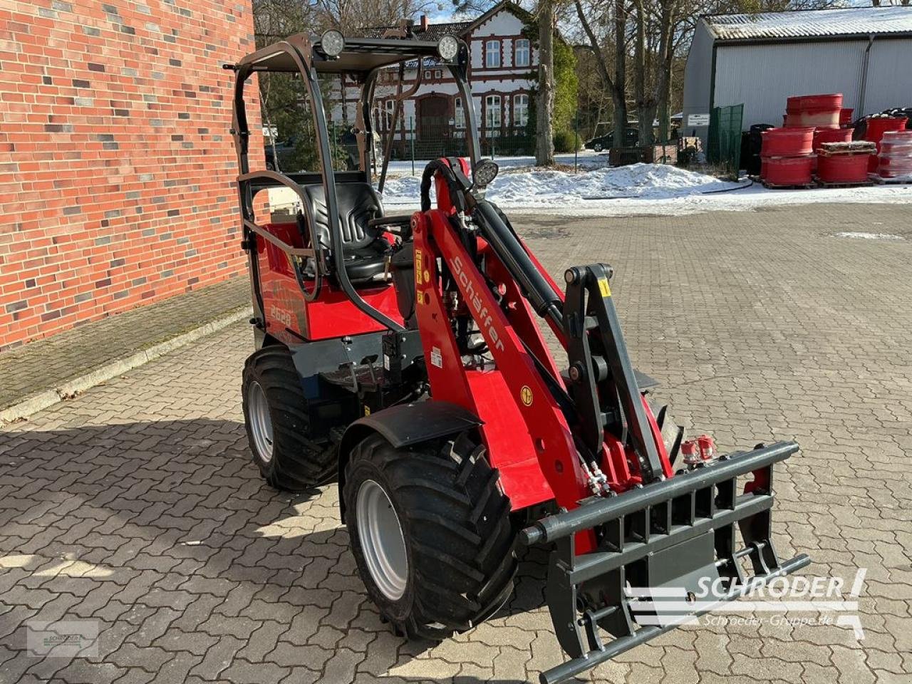 Hoflader типа Schäffer 2628, Neumaschine в Friedland (Фотография 8)