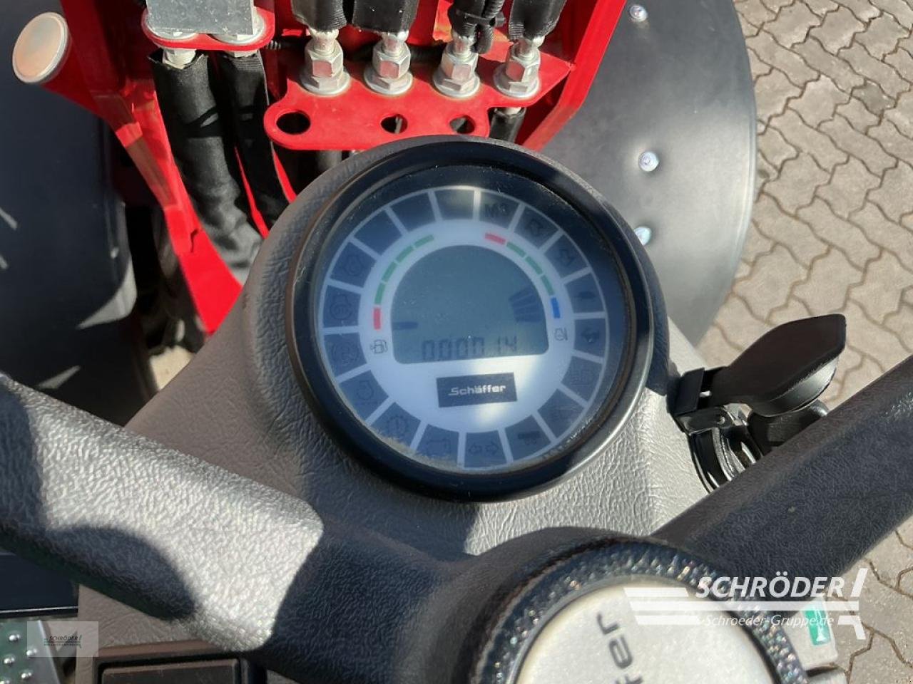 Hoflader типа Schäffer 2628, Neumaschine в Friedland (Фотография 16)