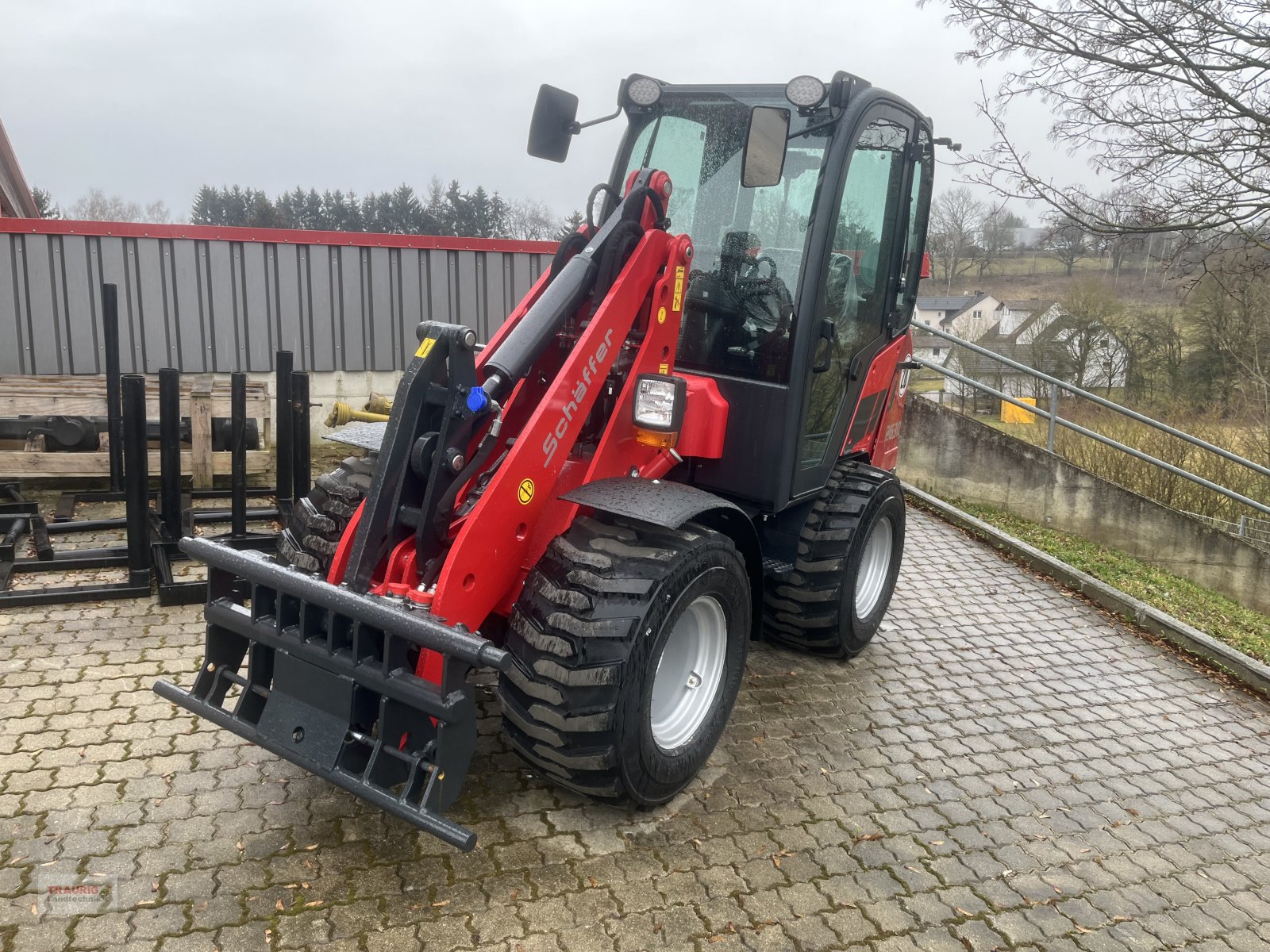 Hoflader des Typs Schäffer 2630 m. Kabine, Neumaschine in Mainburg/Wambach (Bild 12)