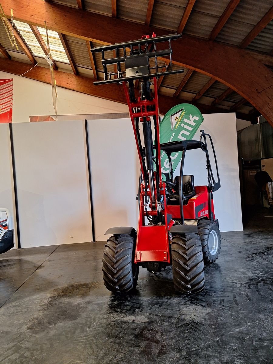 Hoflader of the type Schäffer 2630, Neumaschine in Bergheim (Picture 11)