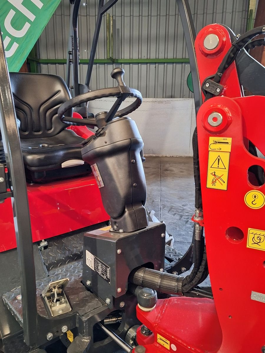 Hoflader of the type Schäffer 2630, Neumaschine in Bergheim (Picture 3)