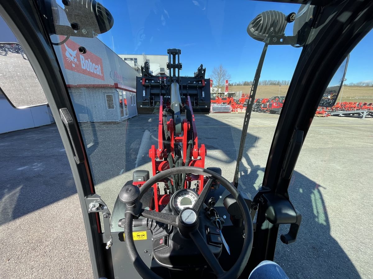 Hoflader del tipo Schäffer 2630, Neumaschine en Wallern (Imagen 11)