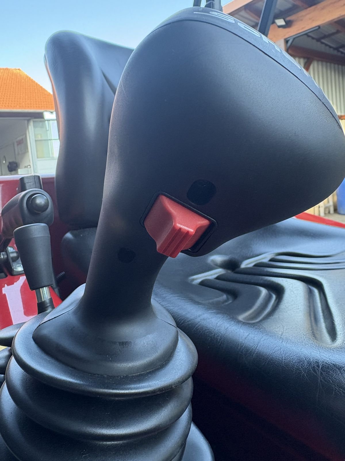 Hoflader of the type Schäffer 2630, Neumaschine in Pischelsdorf am Engelbach (Picture 12)