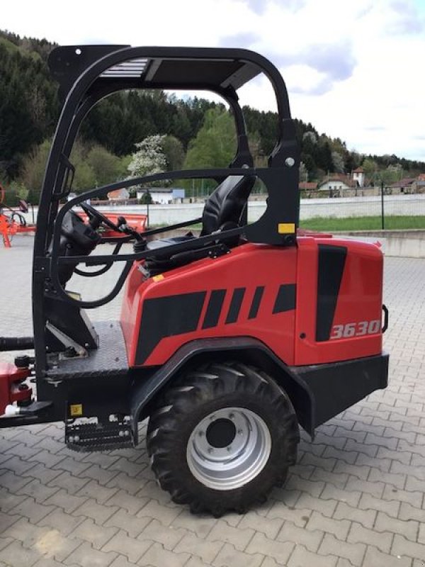 Hoflader des Typs Schäffer 3630, Vorführmaschine in Stössing (Bild 8)