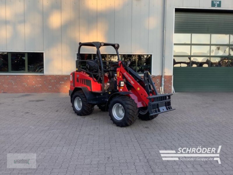 Hoflader des Typs Schäffer 3630, Neumaschine in Völkersen