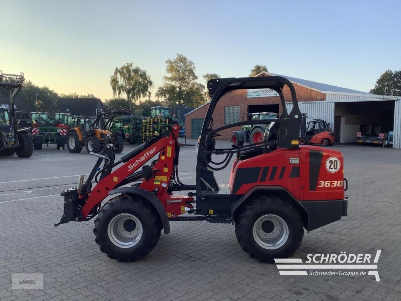 Hoflader des Typs Schäffer 3630, Neumaschine in Völkersen (Bild 3)