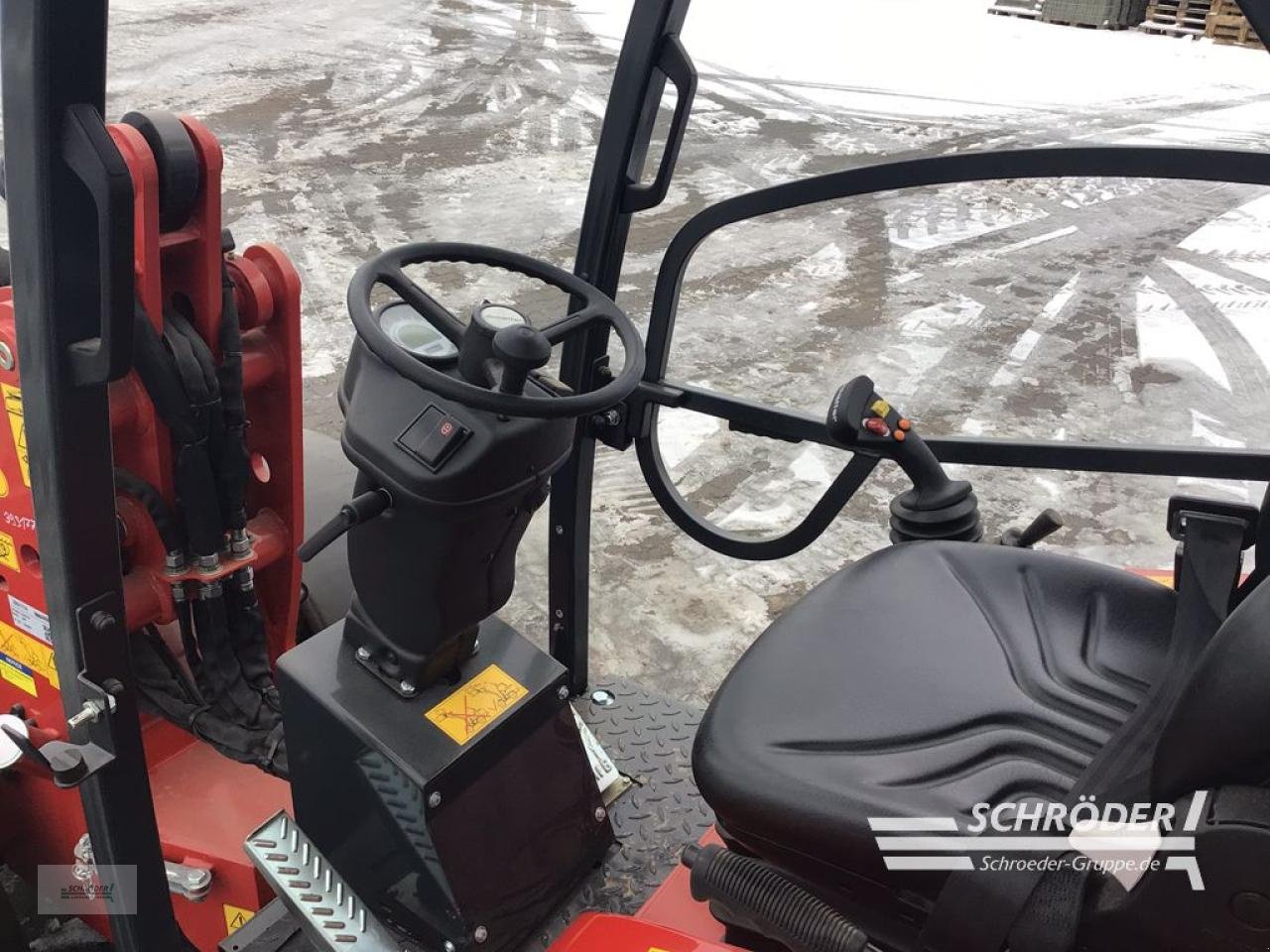 Hoflader van het type Schäffer 3630, Neumaschine in Jerichow - Kleinmangelsdorf (Foto 13)