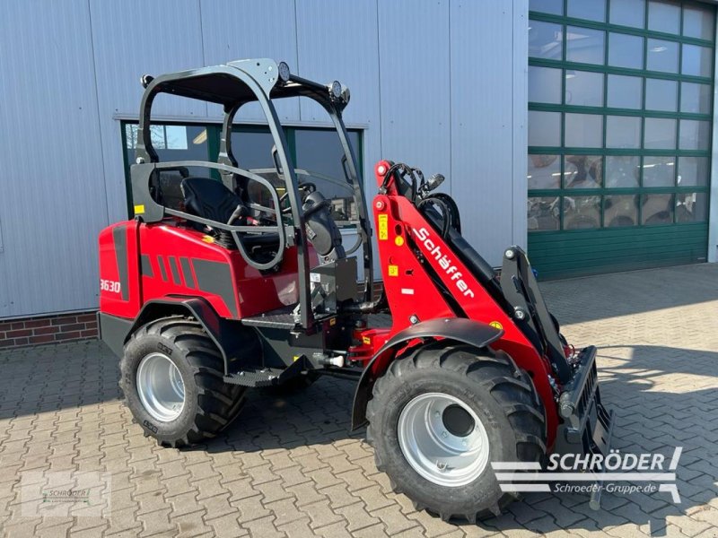 Hoflader za tip Schäffer 3630, Neumaschine u Jade OT Schweiburg