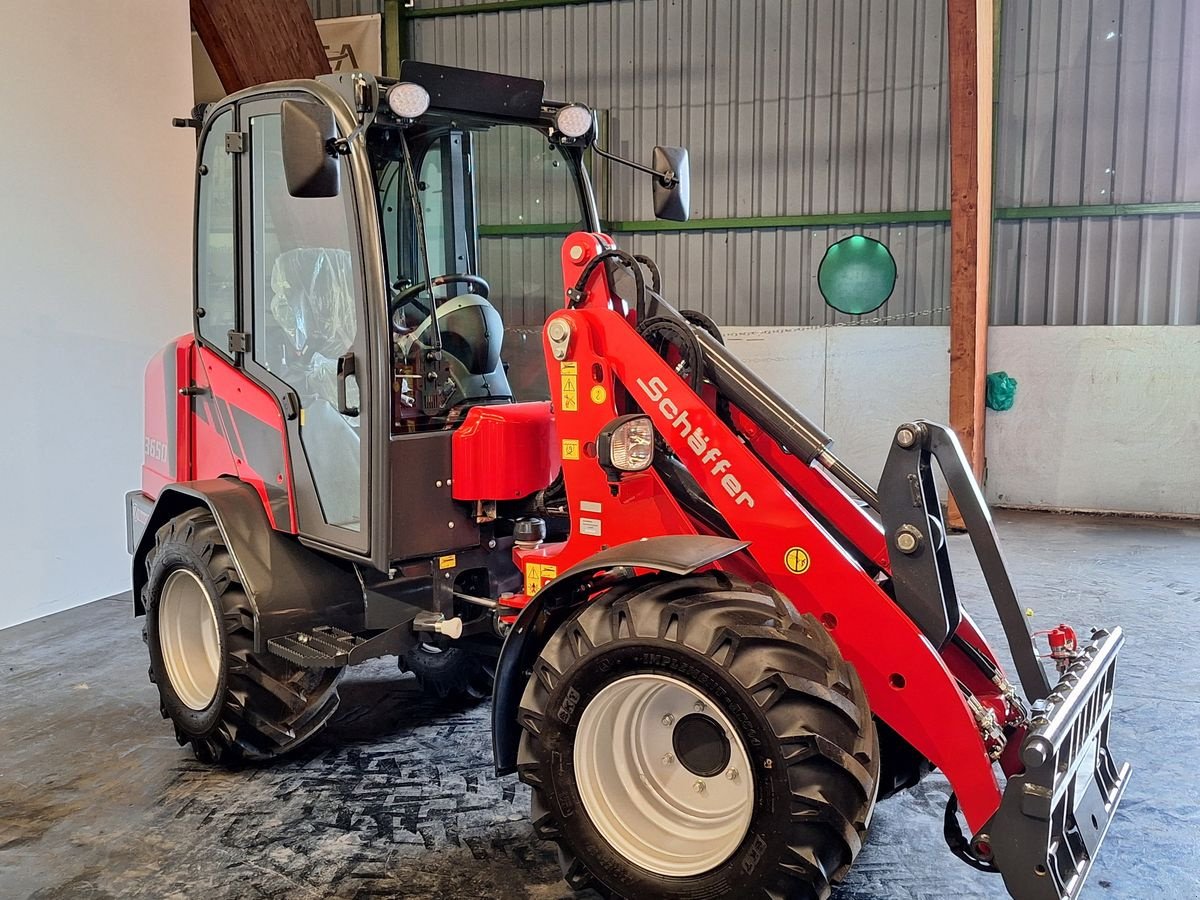 Hoflader typu Schäffer 3650 mit Kabine, Neumaschine v Bergheim (Obrázek 3)