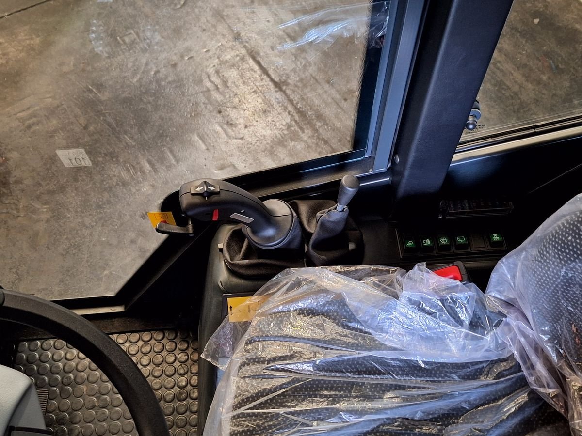 Hoflader typu Schäffer 3650 mit Kabine, Neumaschine v Bergheim (Obrázek 9)