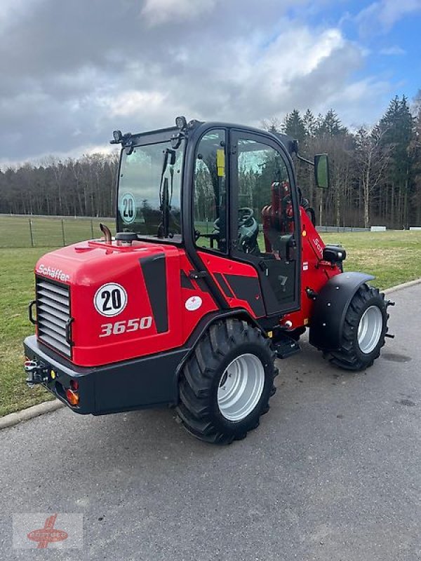 Hoflader Türe ait Schäffer 3650 mit Kabine, Neumaschine içinde Oederan (resim 3)