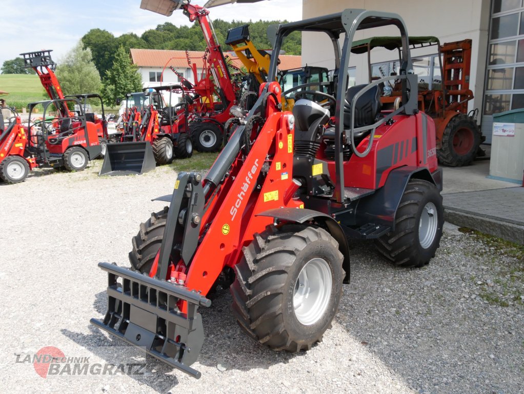 Hoflader des Typs Schäffer 3650, Neumaschine in Eberfing (Bild 3)