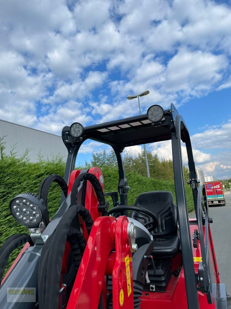 Hoflader del tipo Schäffer 3650, Neumaschine en Werne (Imagen 22)