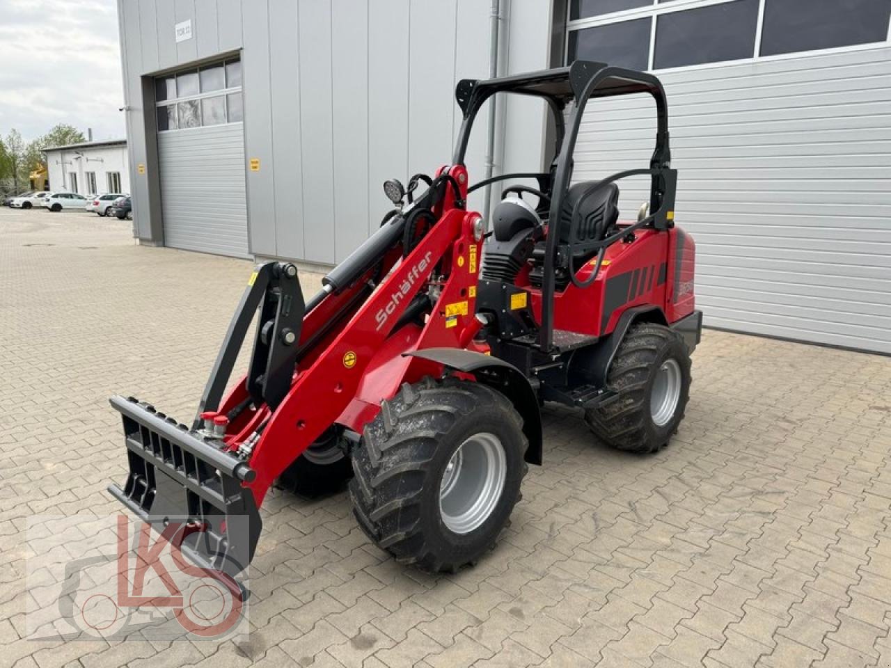 Hoflader of the type Schäffer 3650, Neumaschine in Starkenberg (Picture 1)