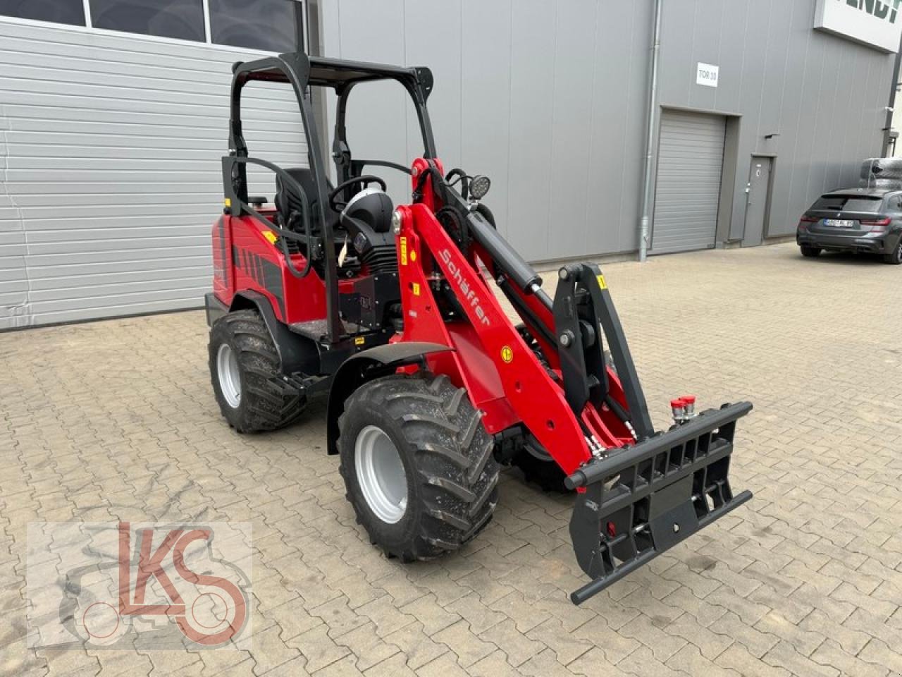 Hoflader of the type Schäffer 3650, Neumaschine in Starkenberg (Picture 2)