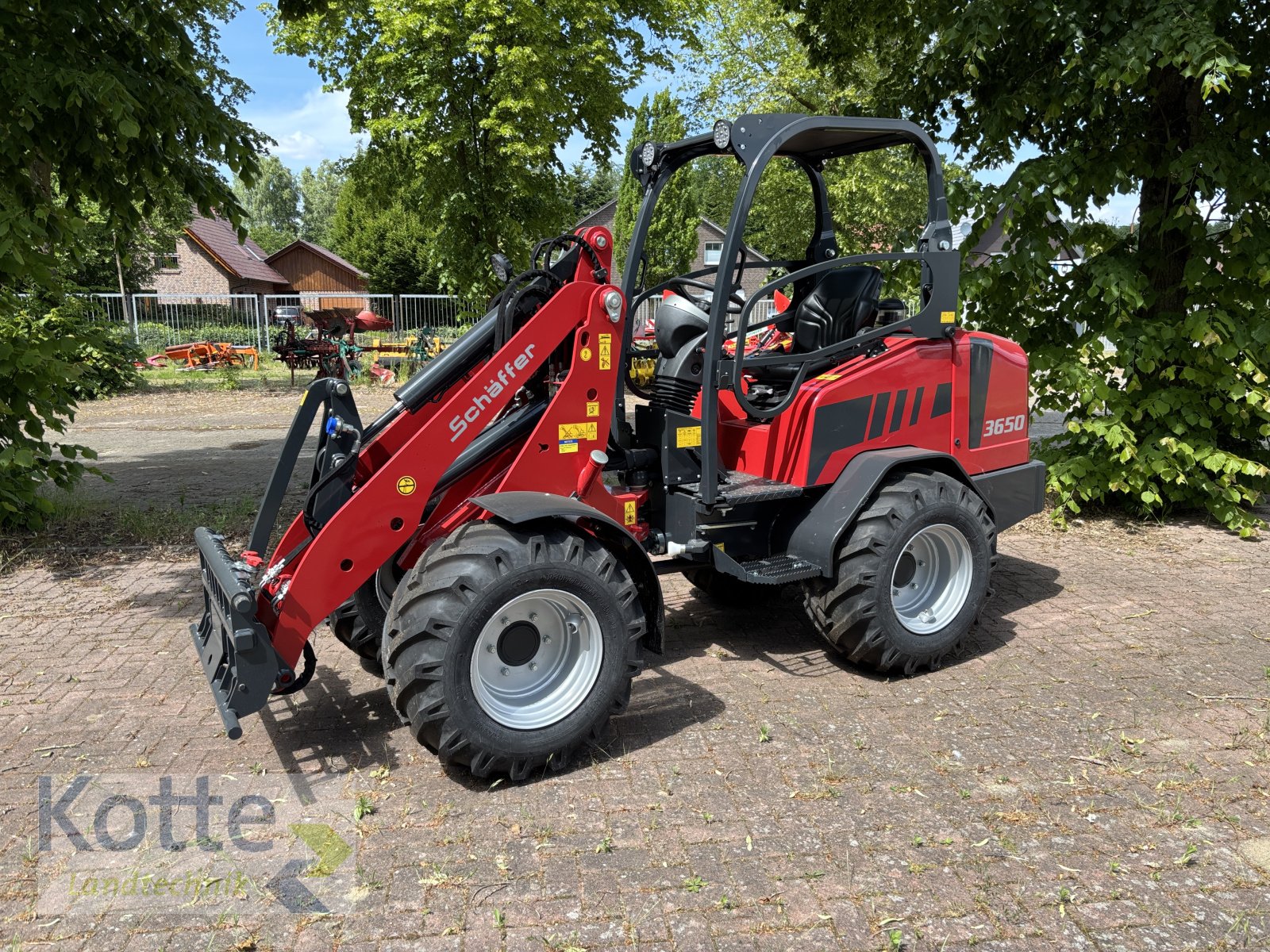 Hoflader of the type Schäffer 3650, Neumaschine in Rieste (Picture 1)