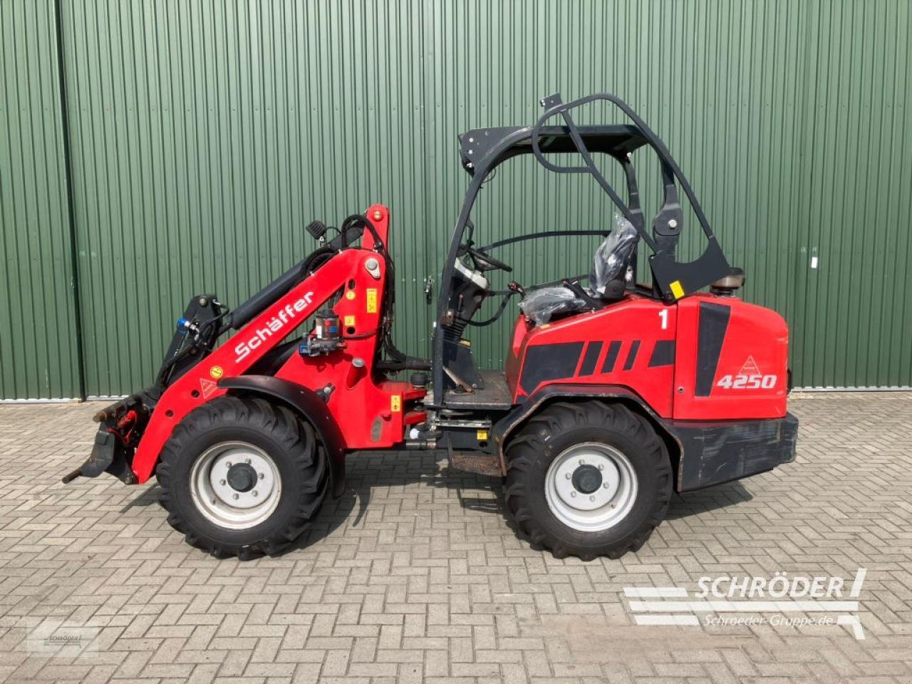 Hoflader des Typs Schäffer 4250, Gebrauchtmaschine in Twistringen (Bild 3)