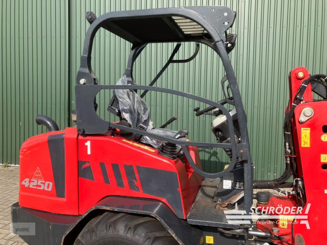 Hoflader des Typs Schäffer 4250, Gebrauchtmaschine in Twistringen (Bild 11)