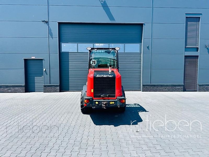 Hoflader Türe ait Schäffer 5680 T Teleskopradlader - Hoflader, Gebrauchtmaschine içinde Haren (resim 18)