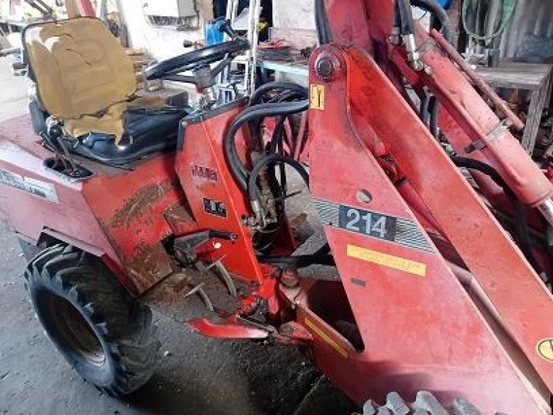 Hoflader of the type Sonstige 214, Gebrauchtmaschine in CHAPELON (Picture 2)