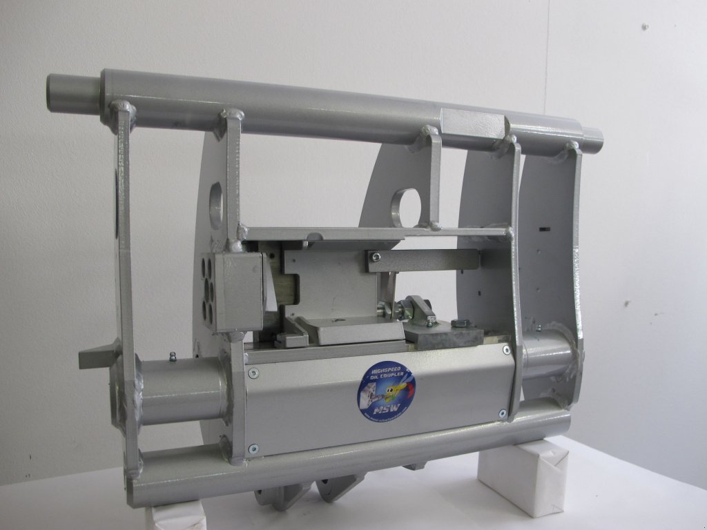Hoflader of the type Sonstige HIGHSPEED OIL COUPLER, Neumaschine in Seekirchen (Picture 12)