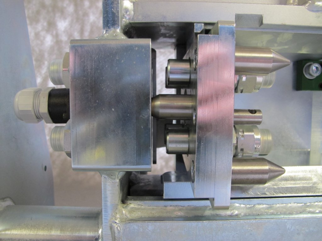 Hoflader of the type Sonstige HIGHSPEED OIL COUPLER, Neumaschine in Seekirchen (Picture 20)