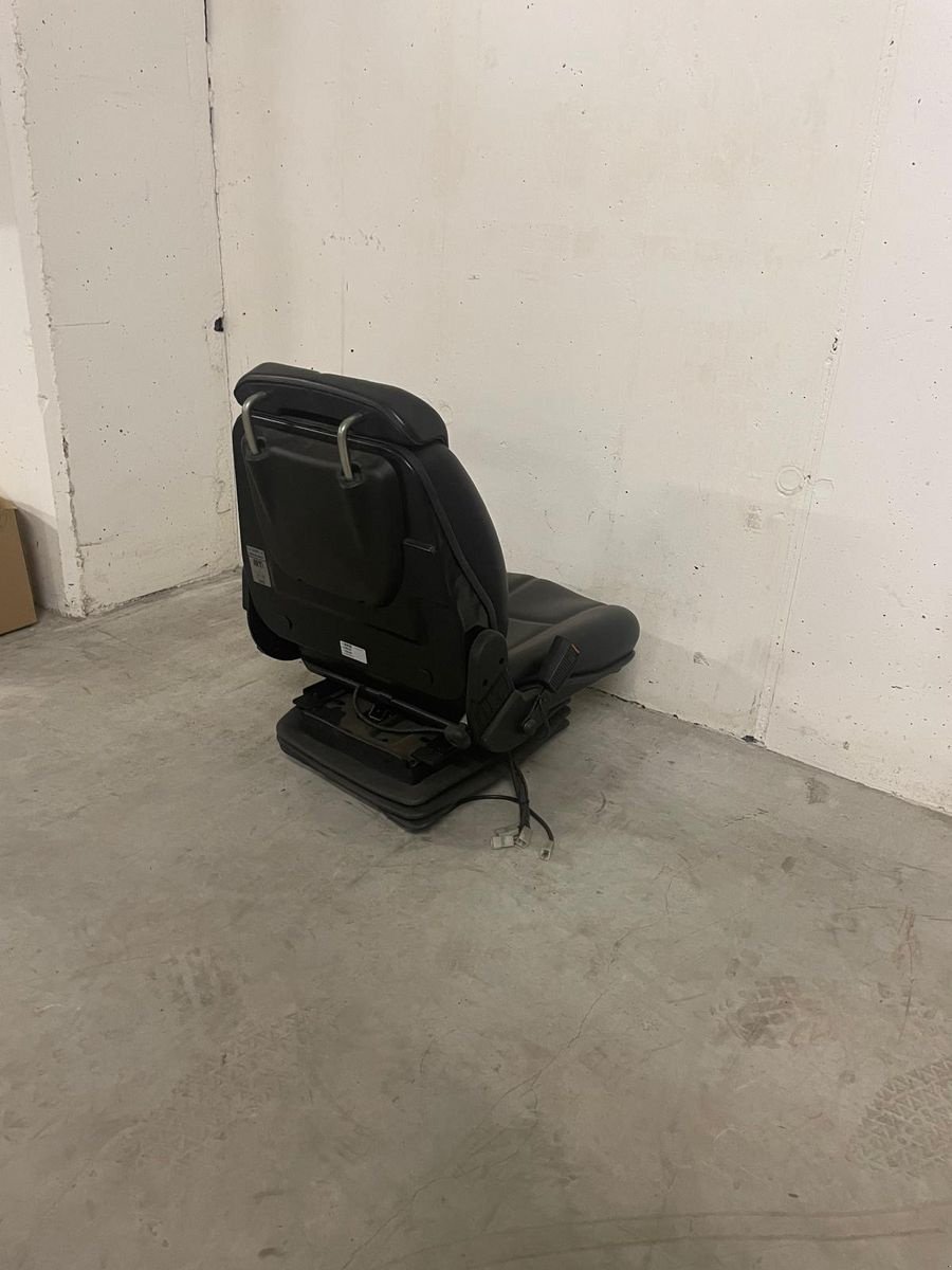 Hoflader of the type Sonstige Luftsitz, Neumaschine in Tamsweg (Picture 3)