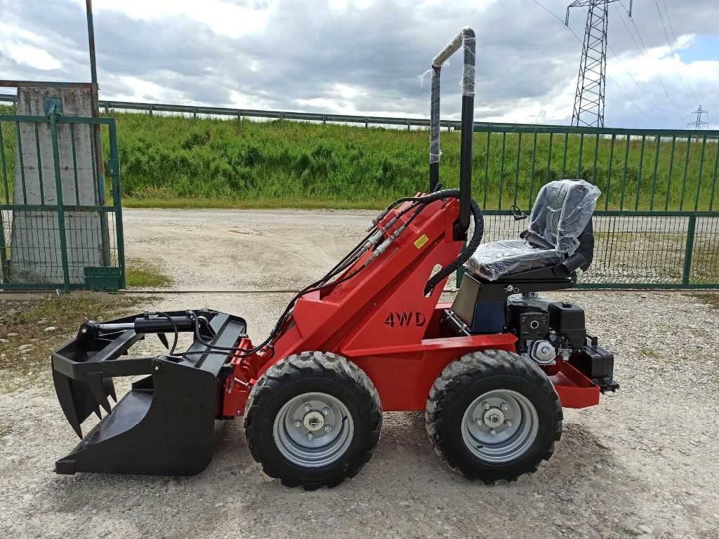 Hoflader of the type Sonstige Valet de ferme  AFA ROCK 5 K Disponible, Gebrauchtmaschine in BEAUREPAIRE (Picture 2)