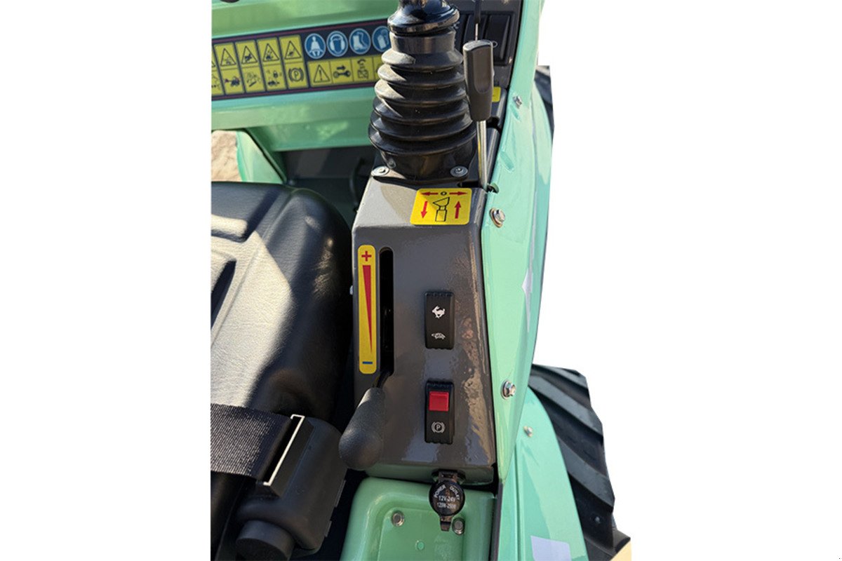 Hoflader of the type Stark K625, Neumaschine in Arbing (Picture 5)