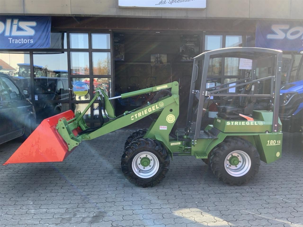 Hoflader tipa Striegel UNI 180 YA, Neumaschine u Ampfing (Slika 1)