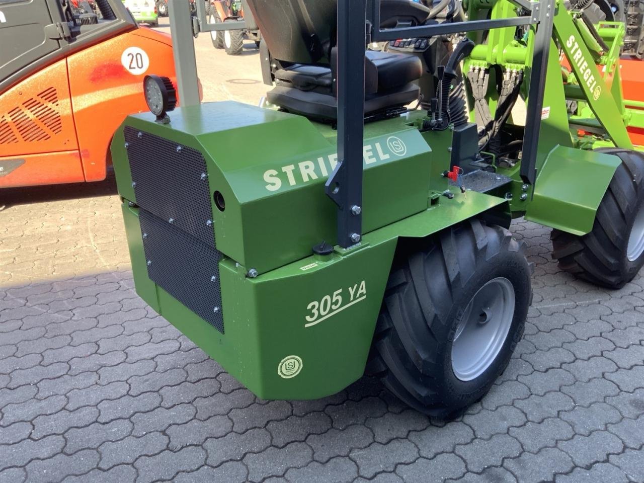 Hoflader tipa Striegel UNI 305 YA, Neumaschine u Ampfing (Slika 7)