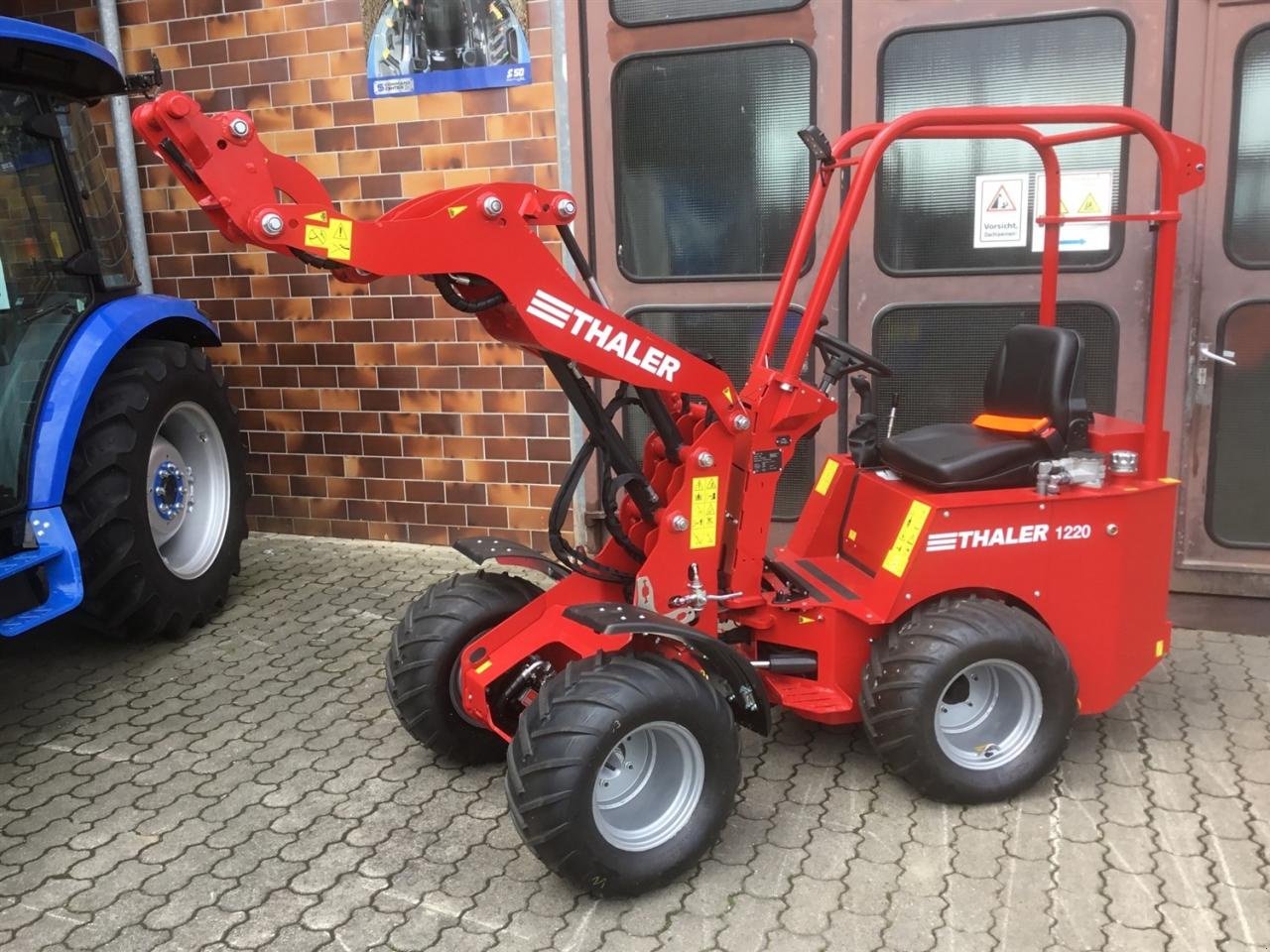 Hoflader des Typs Thaler 1220, Neumaschine in Hartkirchen (Bild 1)