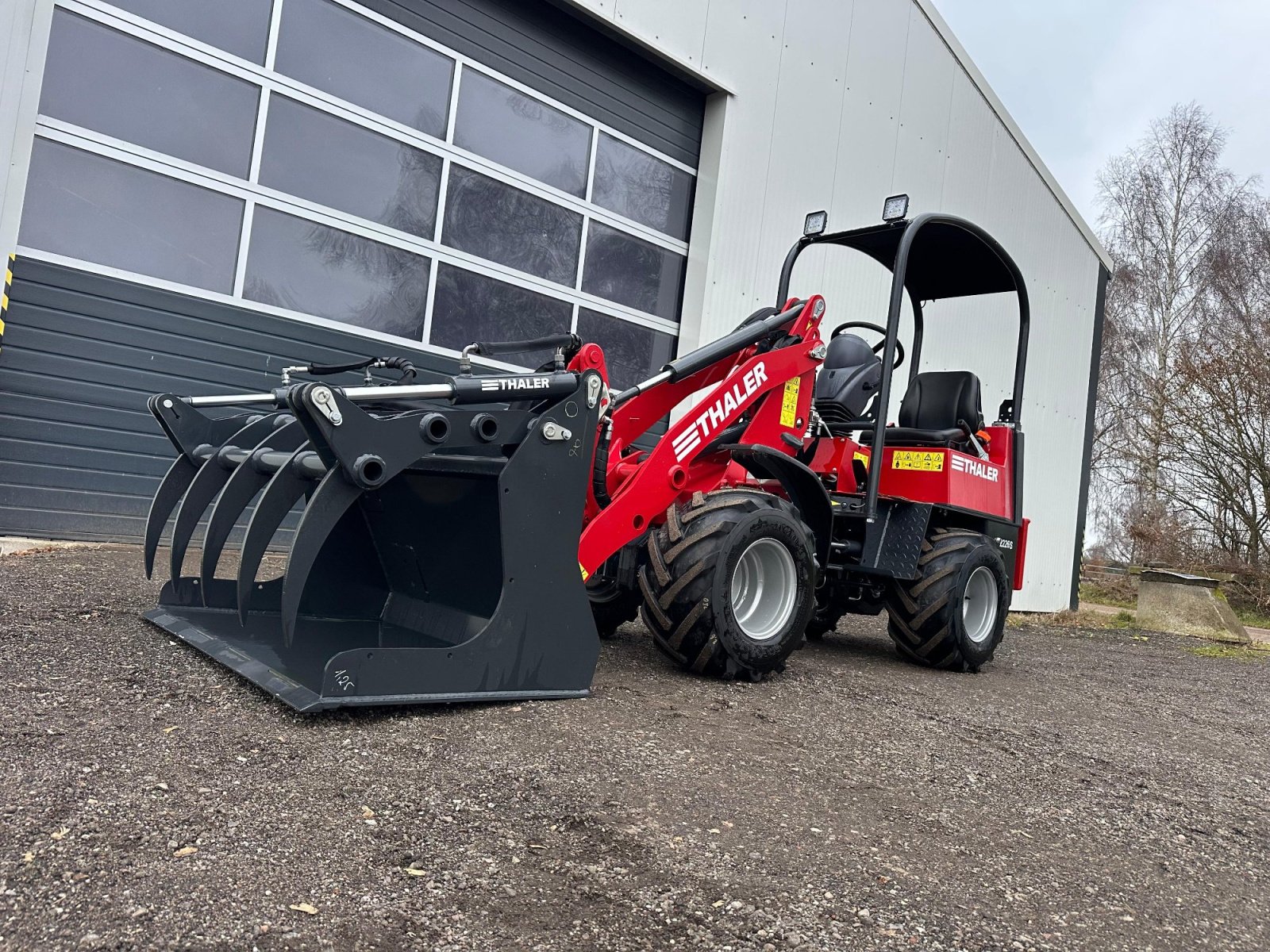 Hoflader del tipo Thaler 2226 S, Neumaschine en Klempau (Imagen 1)