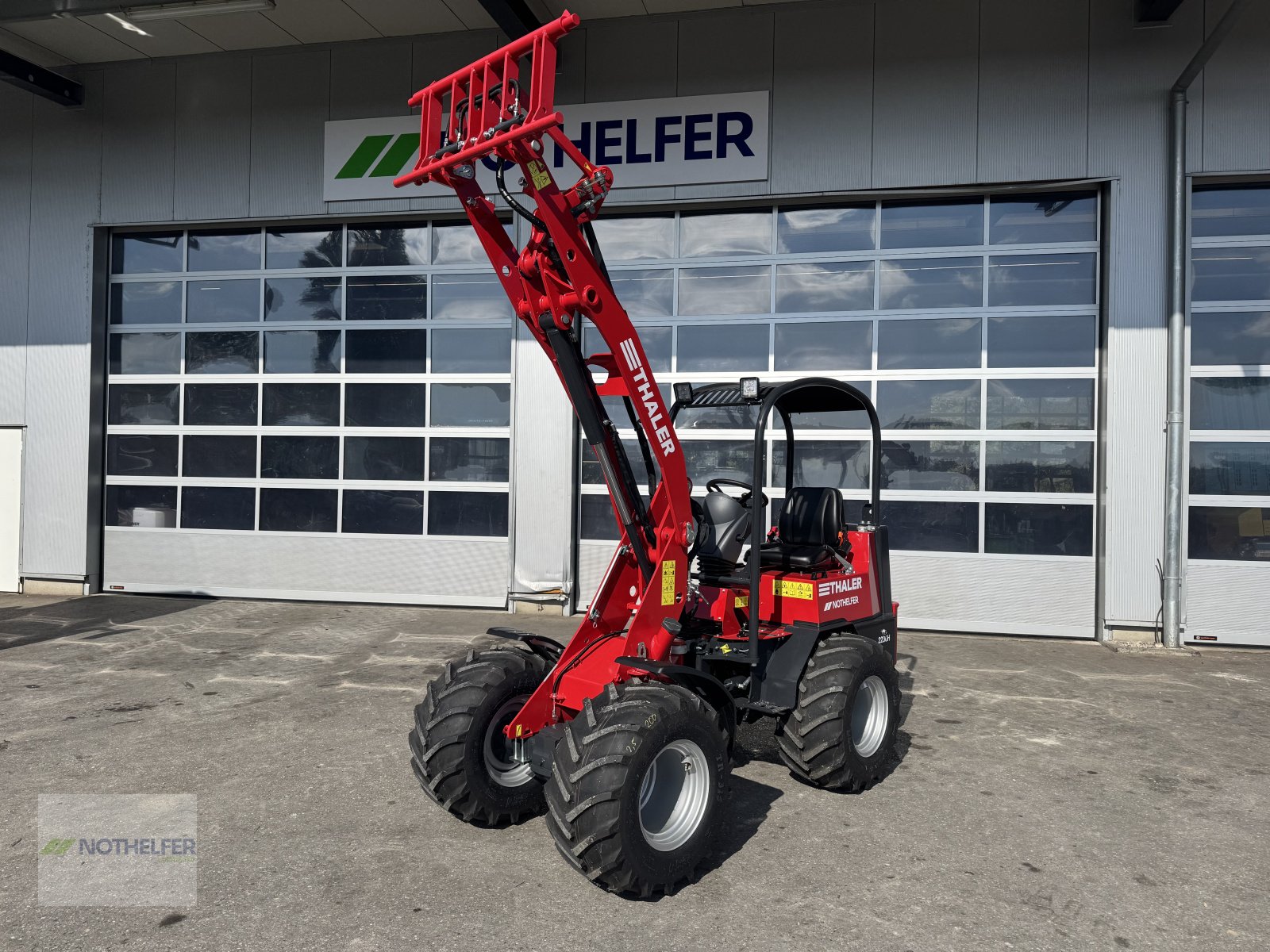 Hoflader of the type Thaler 2230 H, Neumaschine in Pforzen (Picture 1)