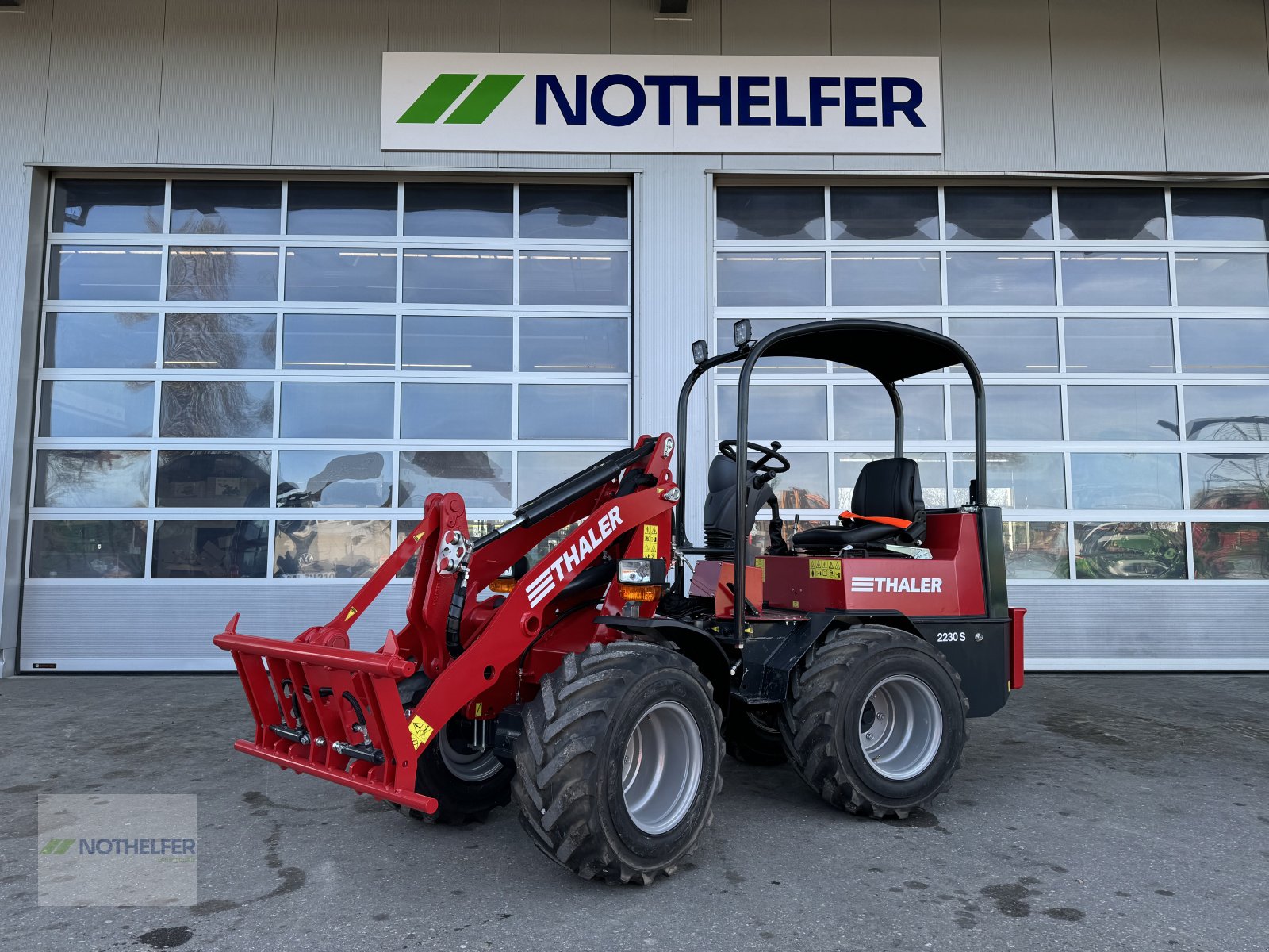 Hoflader des Typs Thaler 2230 S, Neumaschine in Pforzen (Bild 3)