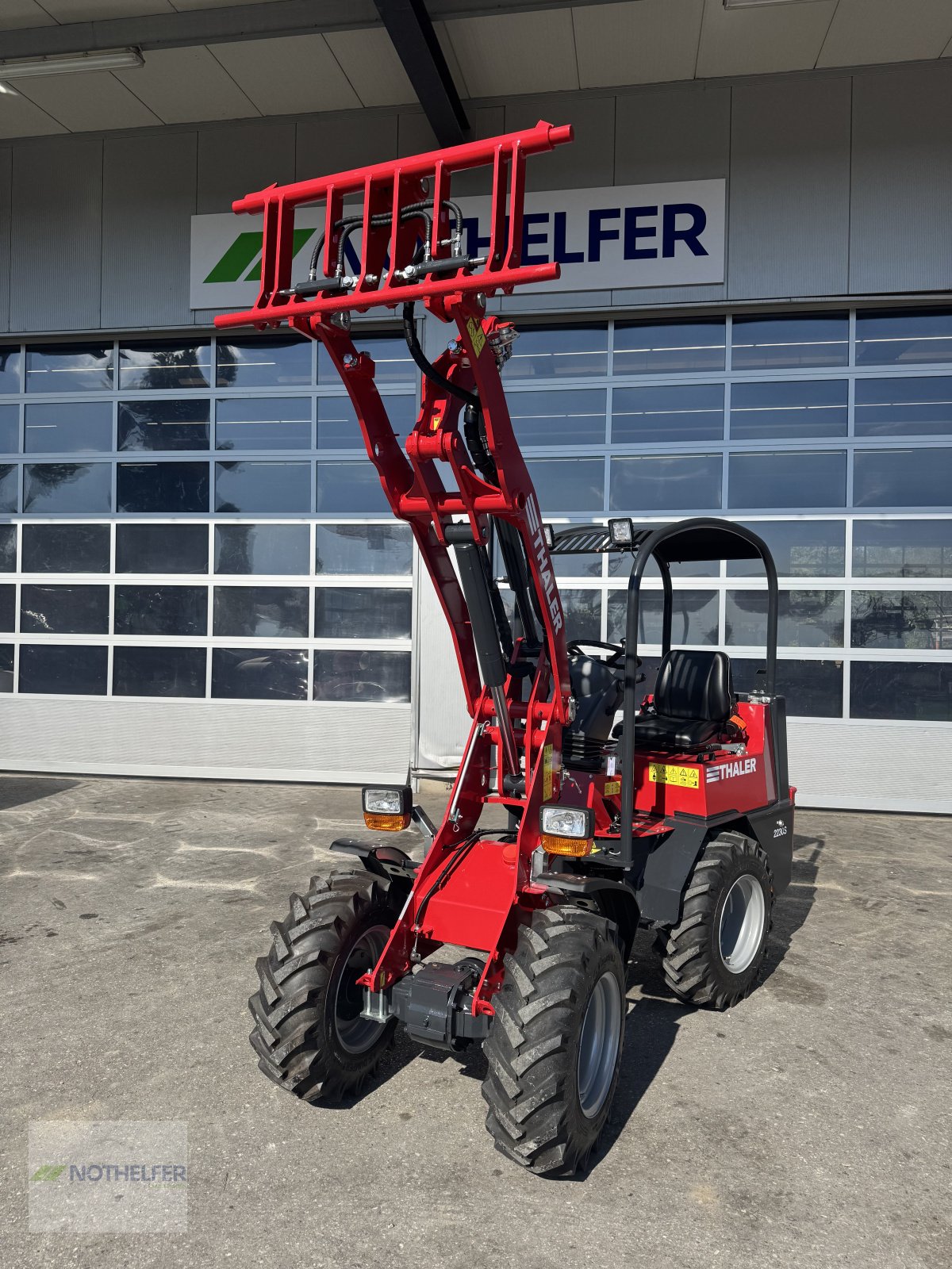 Hoflader of the type Thaler 2230 S, Neumaschine in Pforzen (Picture 2)