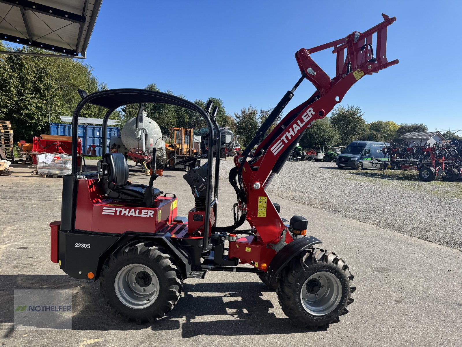 Hoflader of the type Thaler 2230 S, Neumaschine in Pforzen (Picture 3)