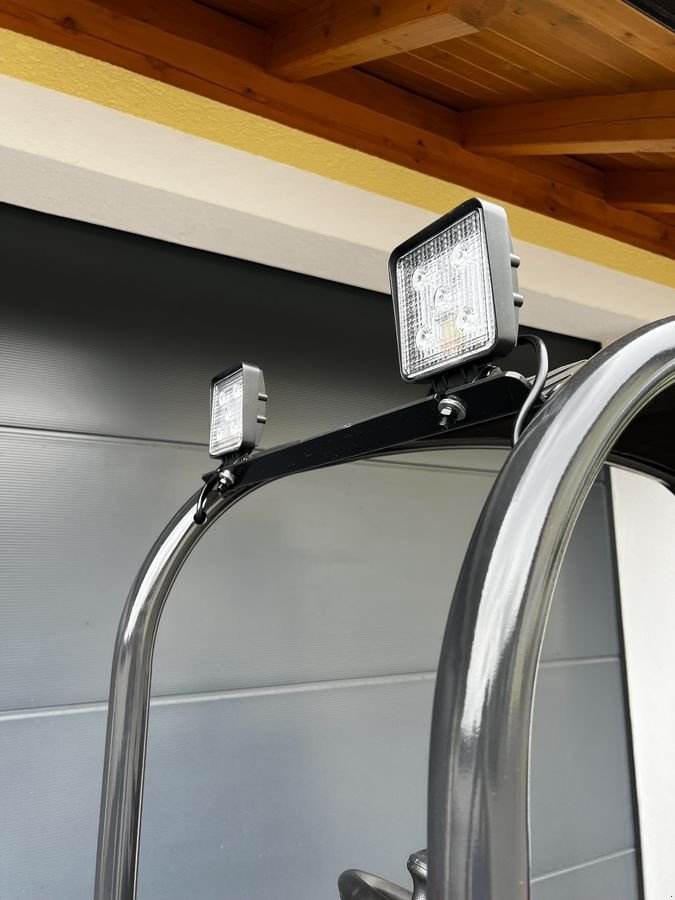 Hoflader of the type Thaler 2230 S, Neumaschine in Pischelsdorf (Picture 11)