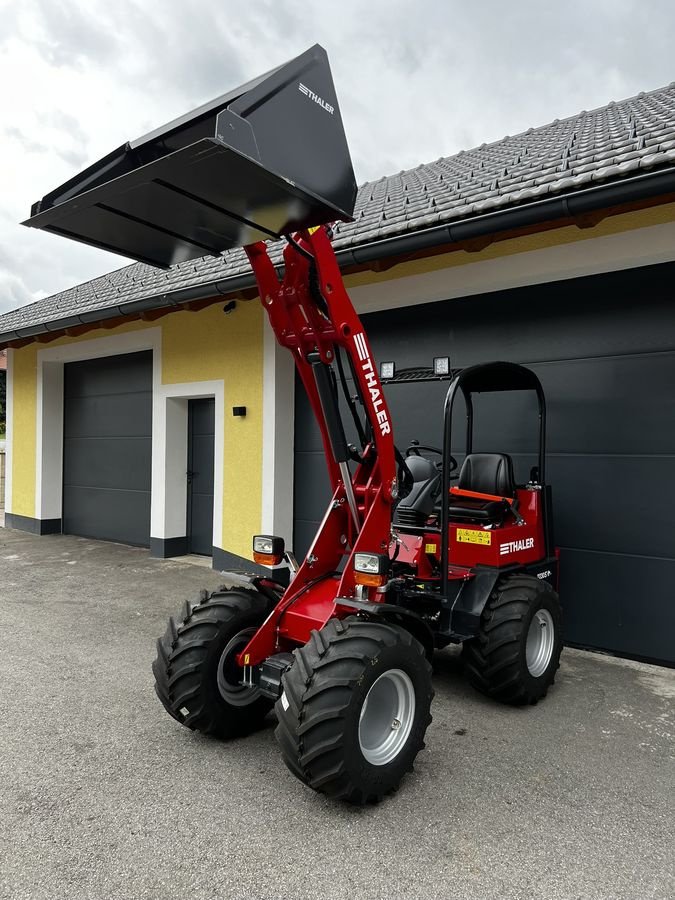 Hoflader of the type Thaler 2230 S, Neumaschine in Pischelsdorf (Picture 2)