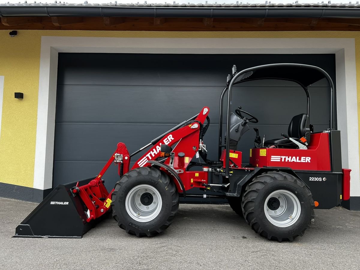 Hoflader of the type Thaler 2230 S, Neumaschine in Pischelsdorf (Picture 1)