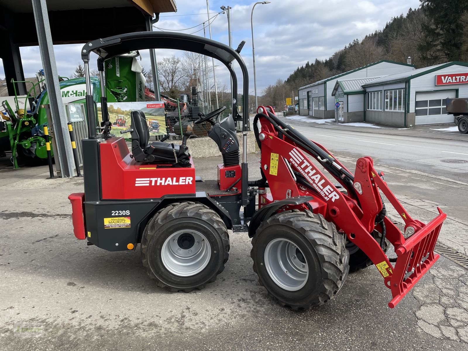 Hoflader des Typs Thaler 2230 S, Neumaschine in Kaumberg (Bild 8)