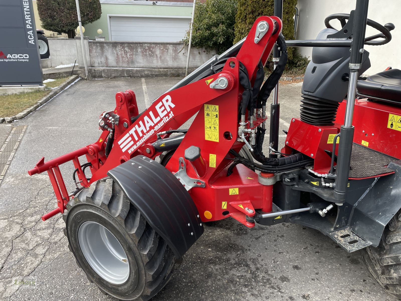 Hoflader des Typs Thaler 2230 S, Neumaschine in Kaumberg (Bild 2)