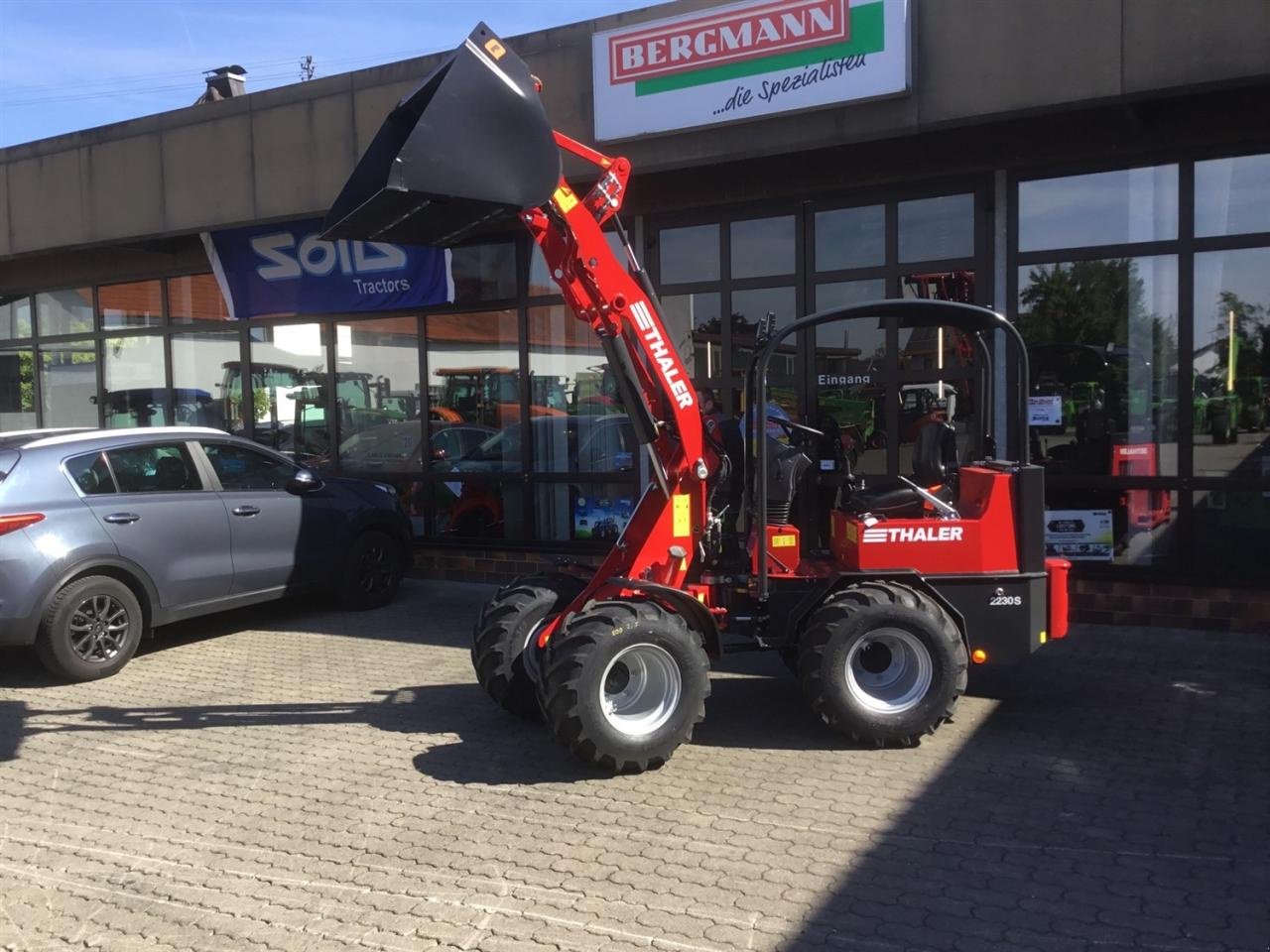 Hoflader of the type Thaler 2230S, Neumaschine in Hartkirchen (Picture 1)