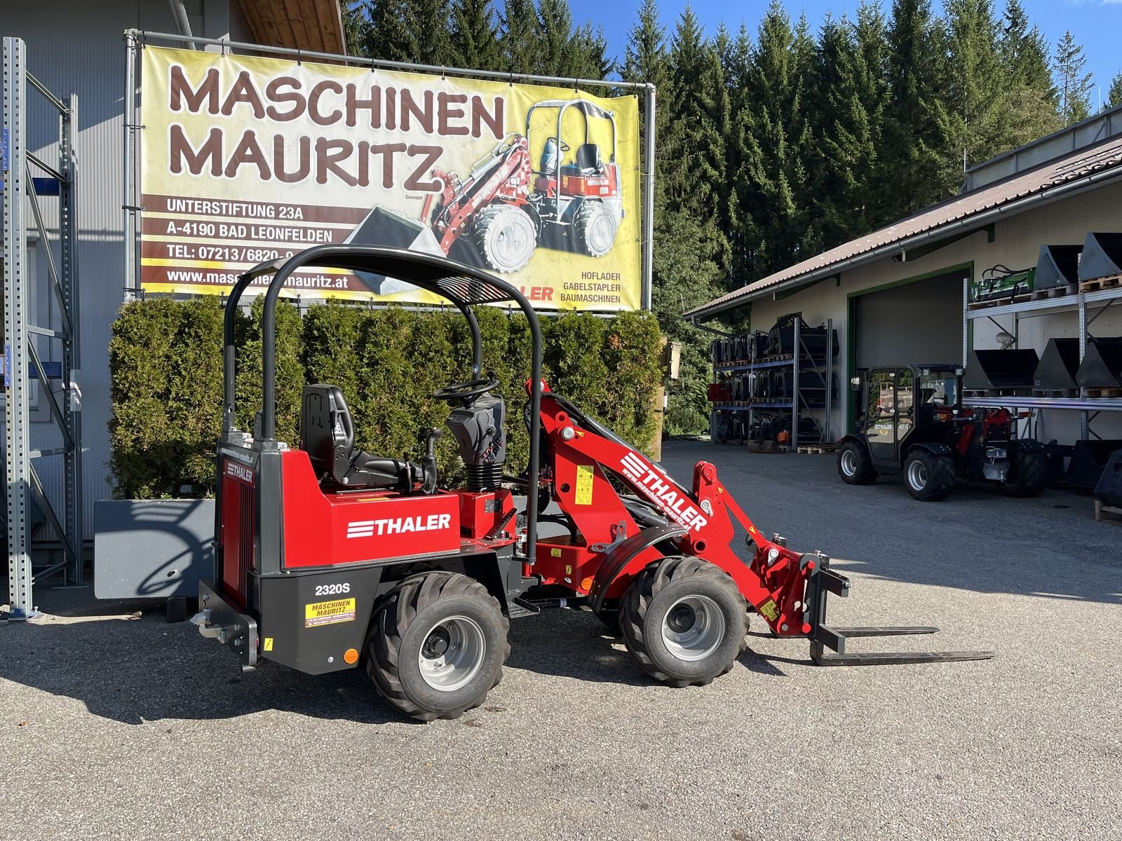 Hoflader of the type Thaler 2320/S, Neumaschine in Bad Leonfelden (Picture 11)