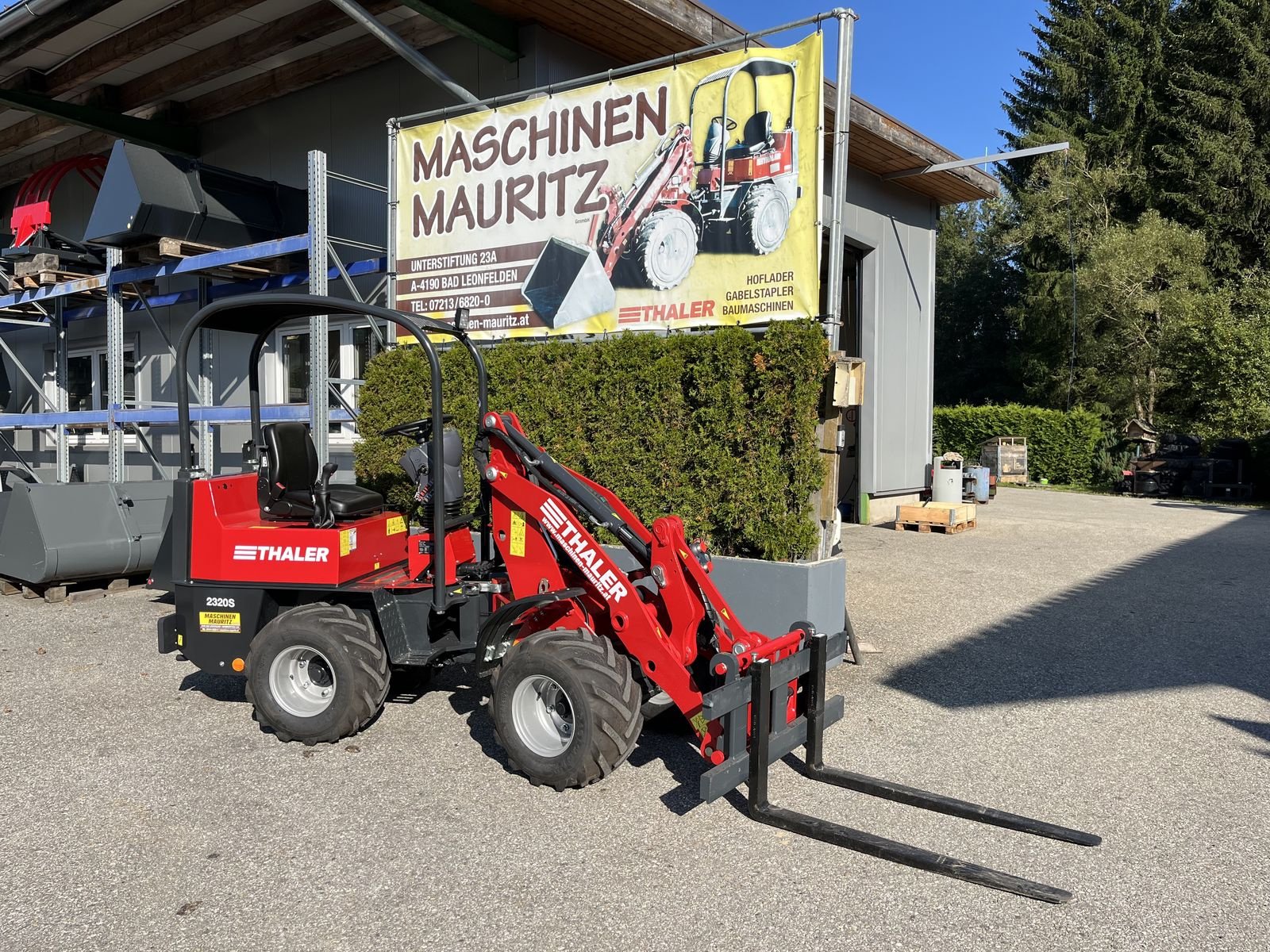 Hoflader of the type Thaler 2320/S, Neumaschine in Bad Leonfelden (Picture 13)