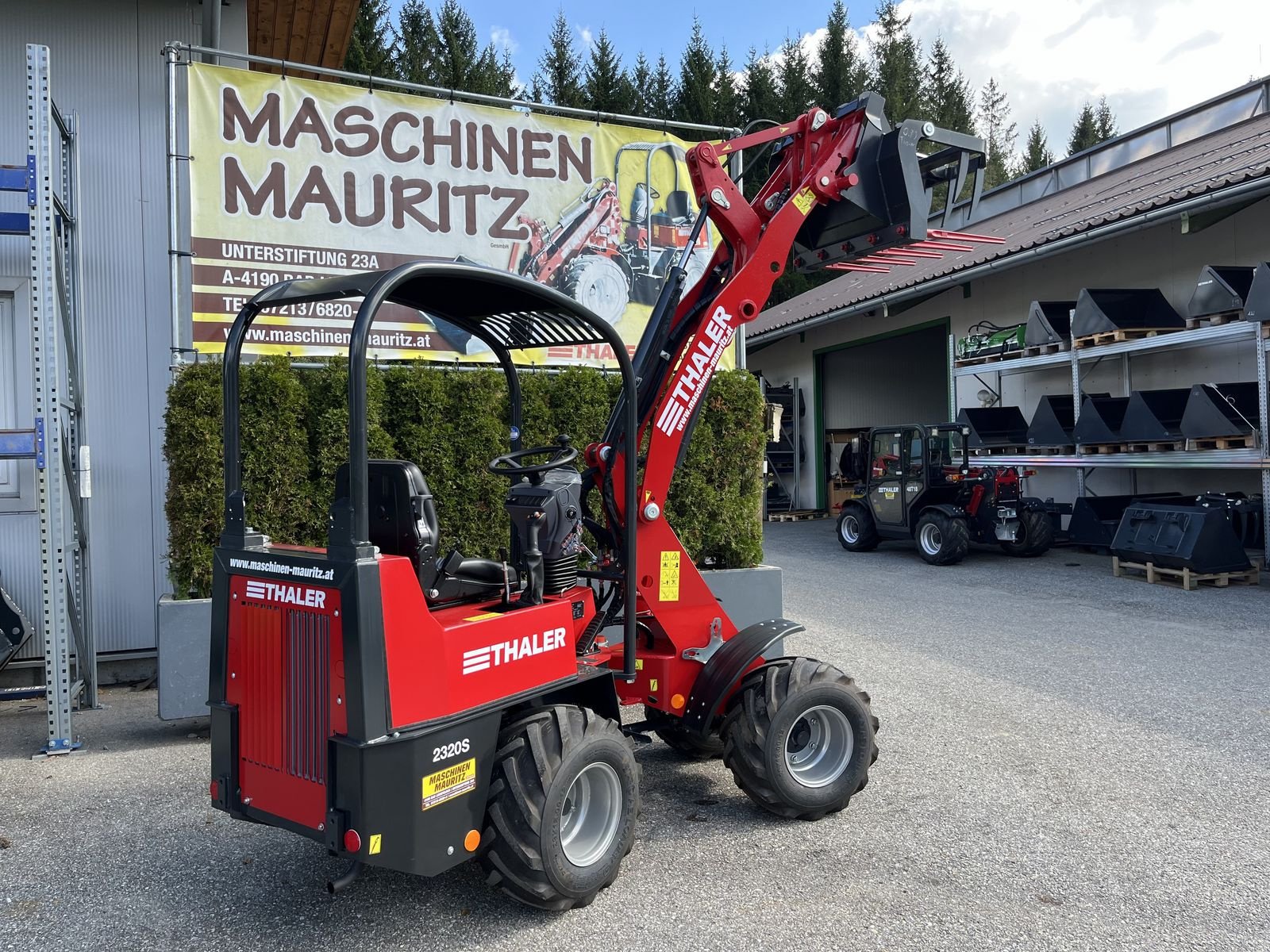 Hoflader of the type Thaler 2320/S, Neumaschine in Bad Leonfelden (Picture 5)