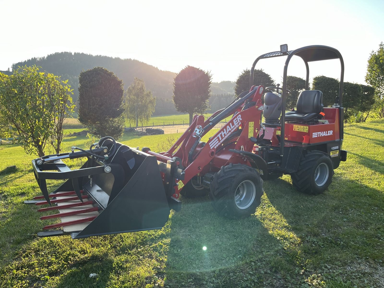 Hoflader of the type Thaler 2320/S, Neumaschine in Bad Leonfelden (Picture 18)
